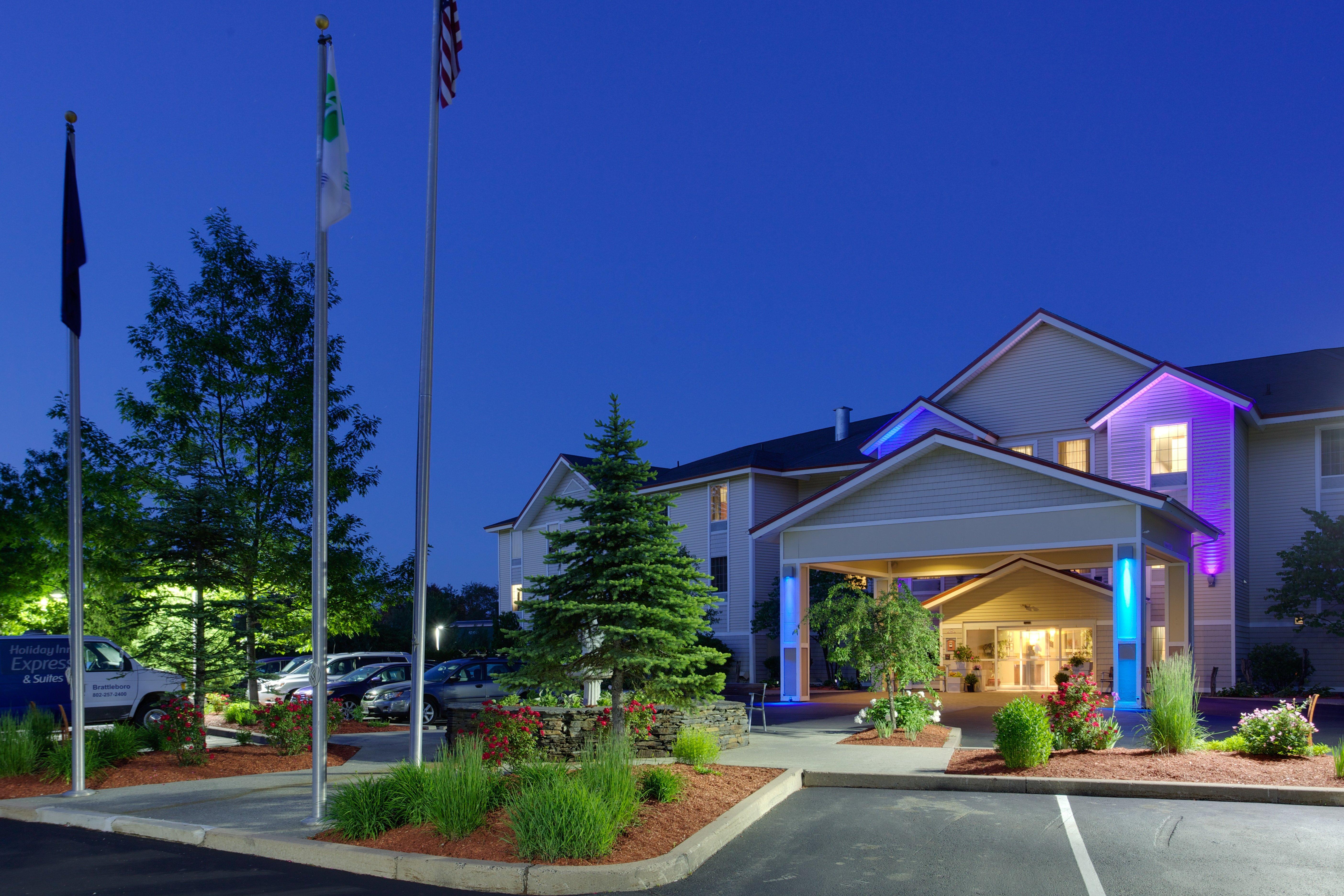 Holiday Inn Express Hotel & Suites Brattleboro By Ihg Exteriér fotografie
