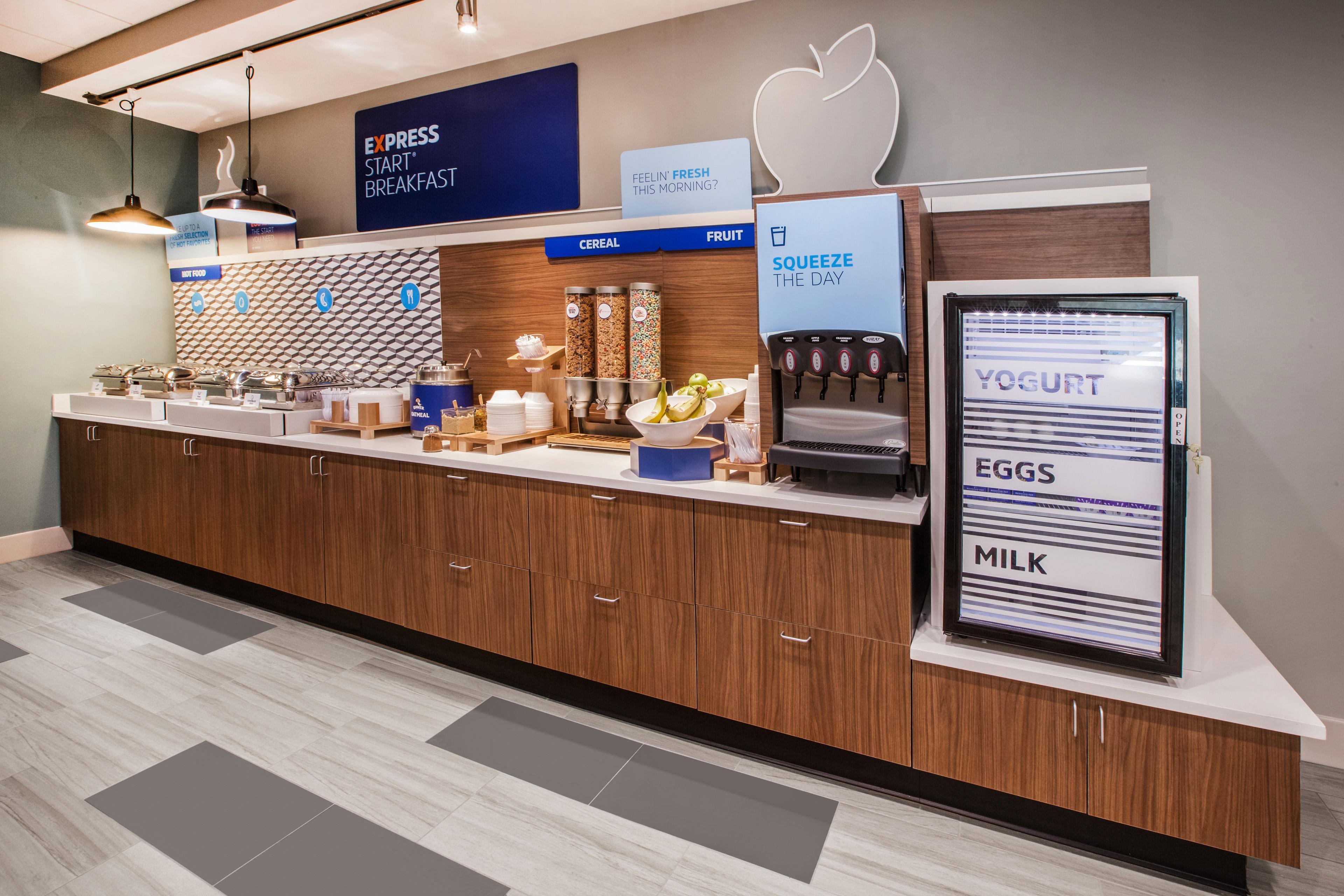 Holiday Inn Express Hotel & Suites Brattleboro By Ihg Exteriér fotografie