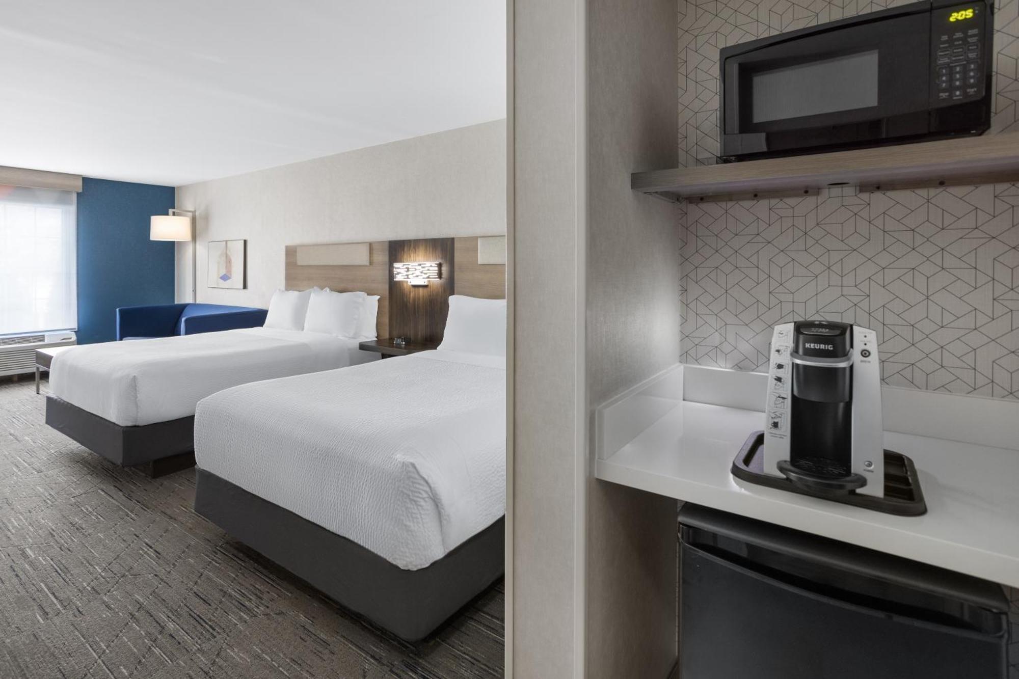 Holiday Inn Express Hotel & Suites Brattleboro By Ihg Exteriér fotografie
