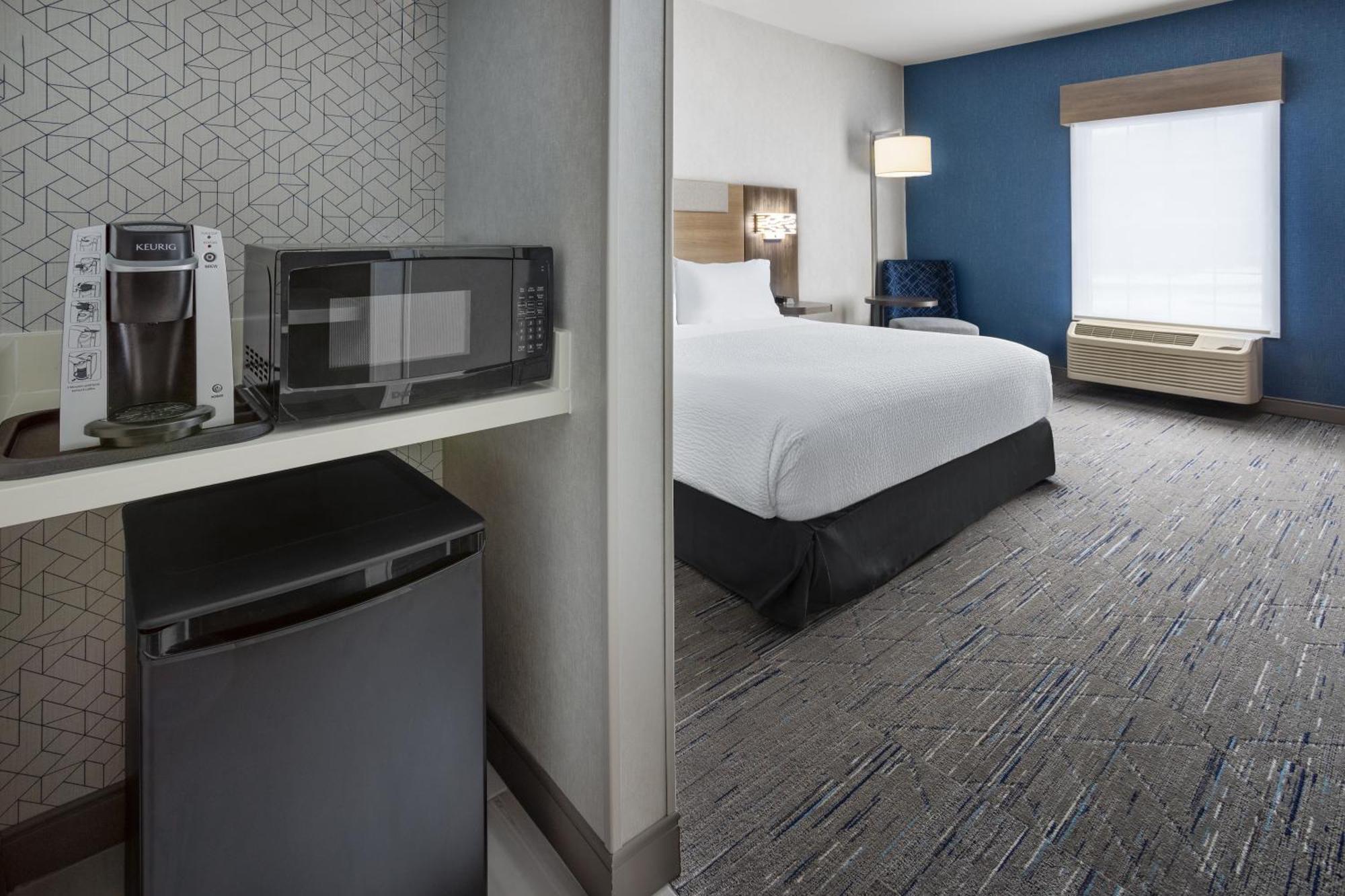 Holiday Inn Express Hotel & Suites Brattleboro By Ihg Exteriér fotografie