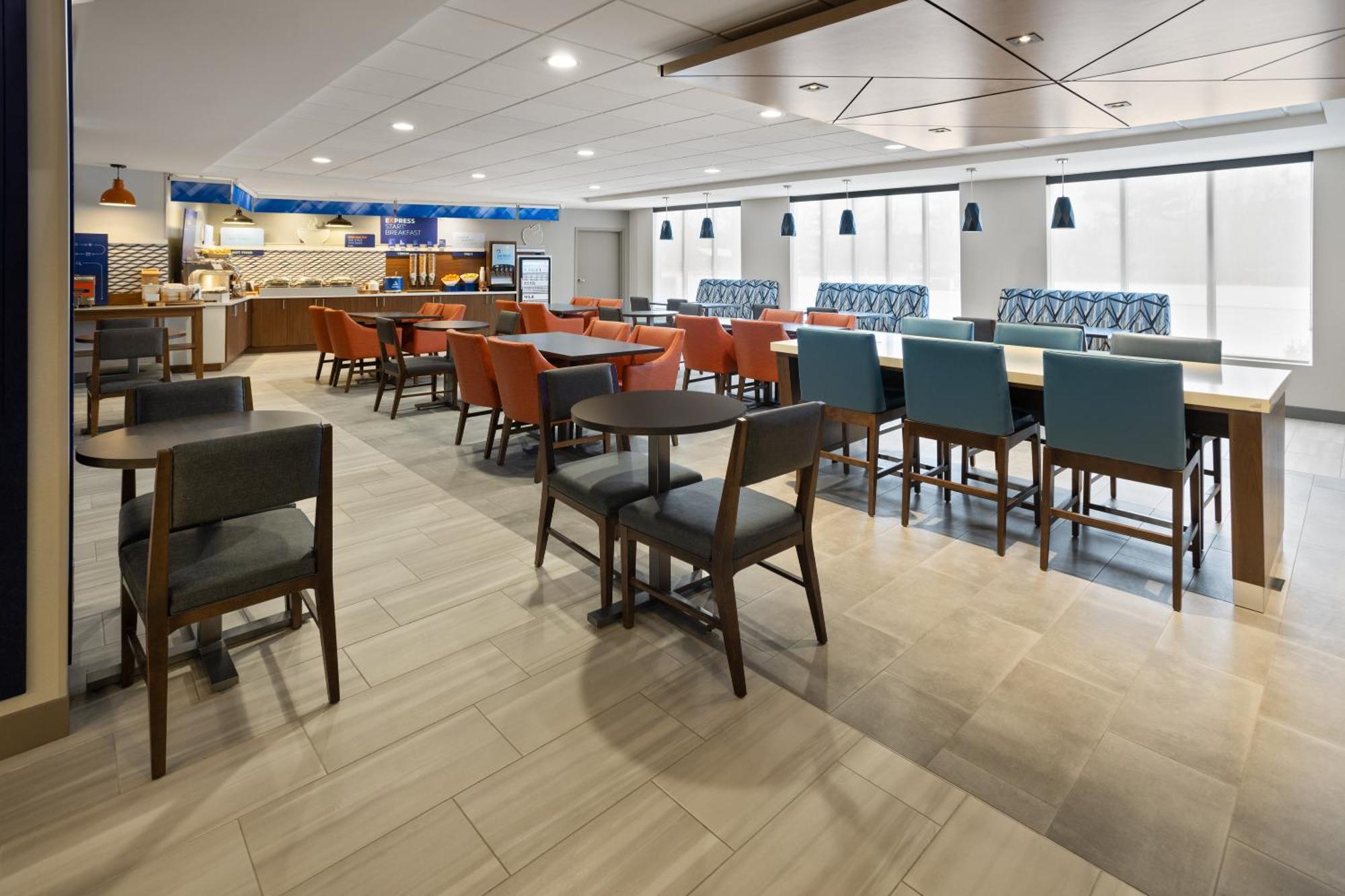 Holiday Inn Express Hotel & Suites Brattleboro By Ihg Exteriér fotografie