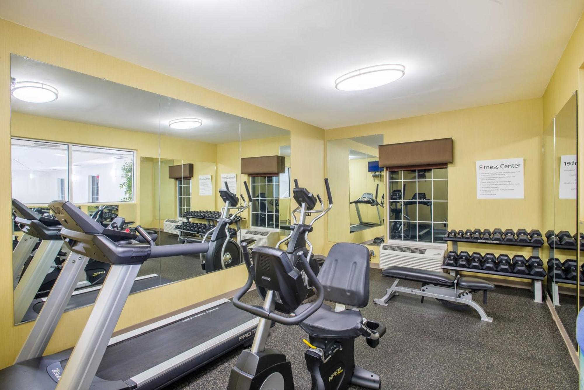 Holiday Inn Express Hotel & Suites Brattleboro By Ihg Exteriér fotografie
