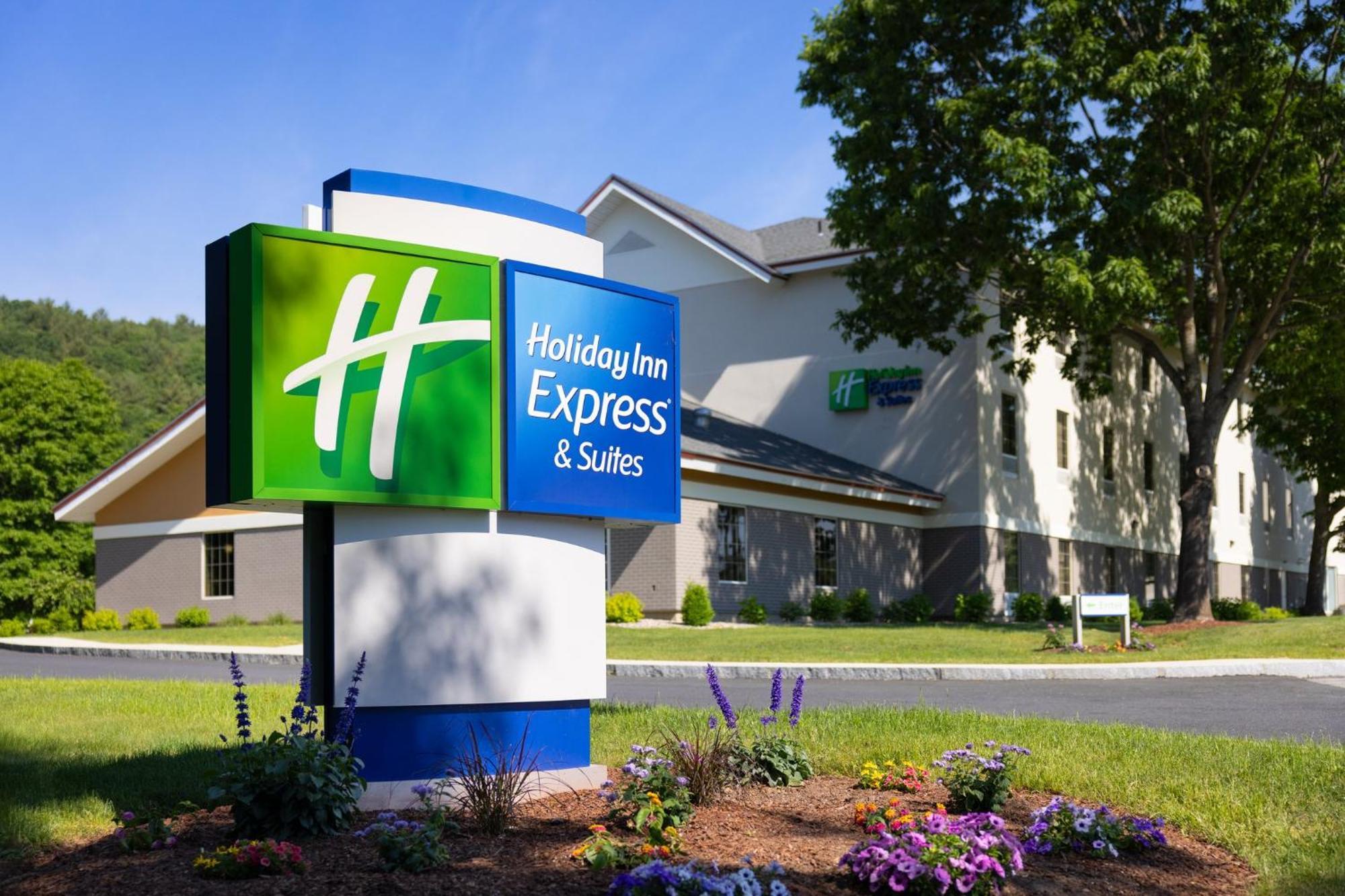 Holiday Inn Express Hotel & Suites Brattleboro By Ihg Exteriér fotografie